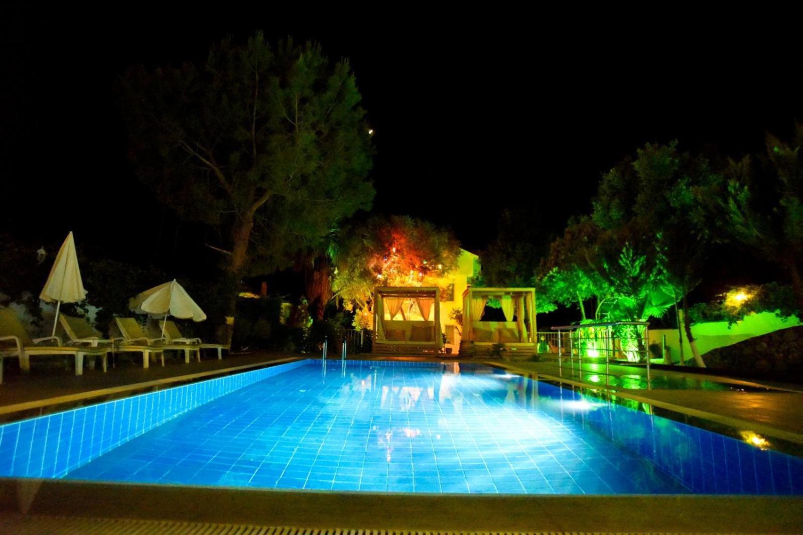 Kekik Azure Homes Oeluedeniz Fethiye Esterno foto