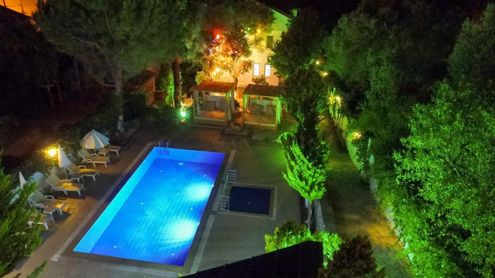 Kekik Azure Homes Oeluedeniz Fethiye Esterno foto