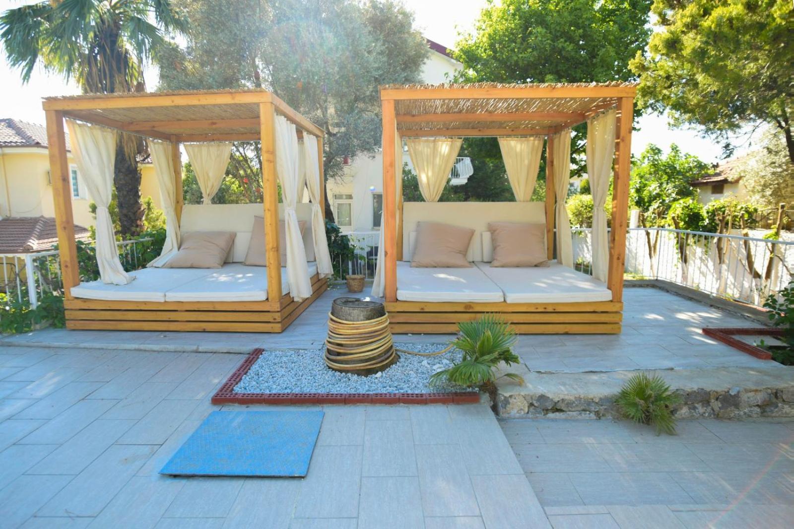 Kekik Azure Homes Oeluedeniz Fethiye Esterno foto