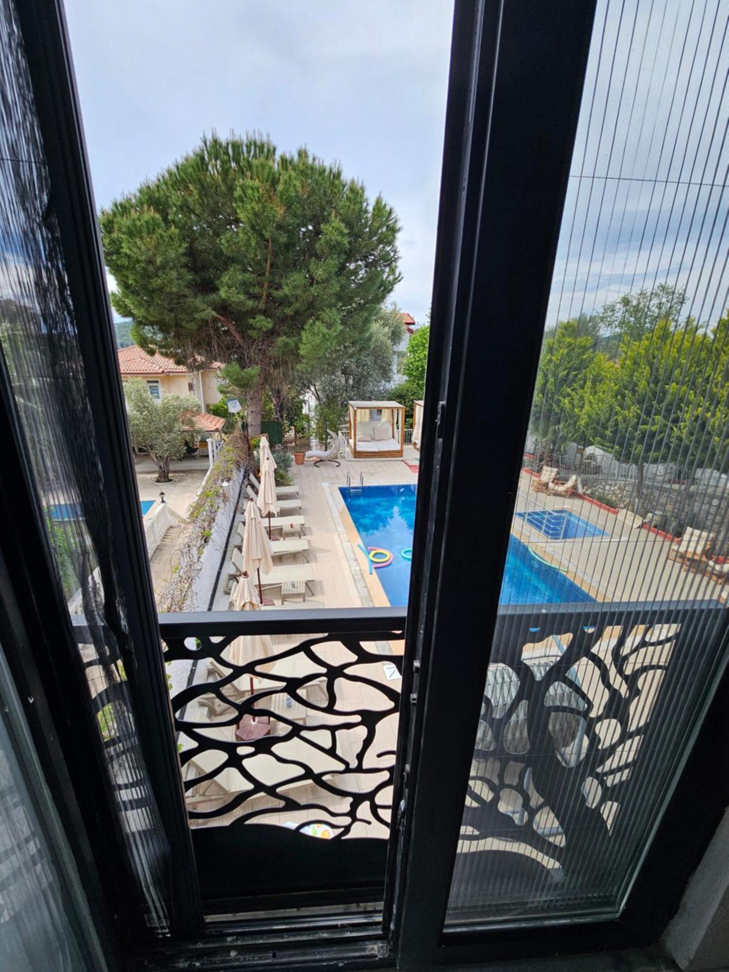 Kekik Azure Homes Oeluedeniz Fethiye Esterno foto